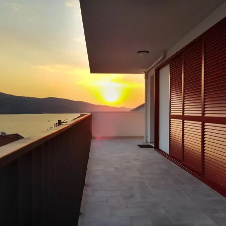 Viva-by The Sea-panorama Penthouse By Interhome 公寓 *