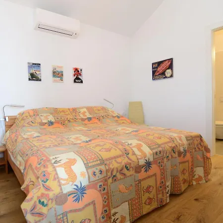 Daire Viva-by The Sea-panorama Penthouse By Interhome